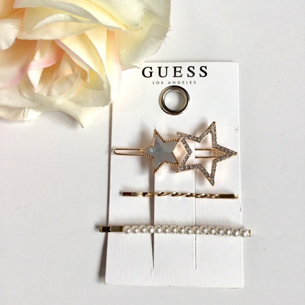 Guess Pack of 3 Hair Clips